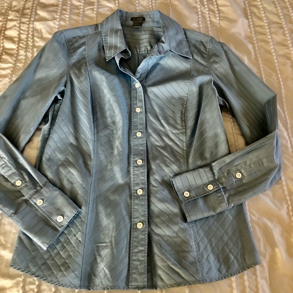 Ann Taylor cotton button down collar shirt - Picture 2 of 7